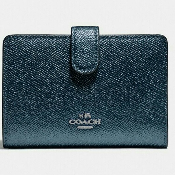 Coach Handbags - 💚 COACH WALLET- RARE & UNIQUE💚